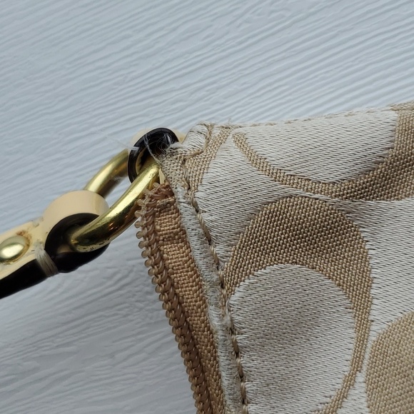 Coach Vintage Y2K Tan Bronze Yellow Classic C Monogram Crossbody Purse - Picture 8 of 12